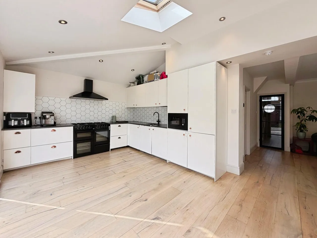 Riverbank Road, Liverpool, L19, photo 9