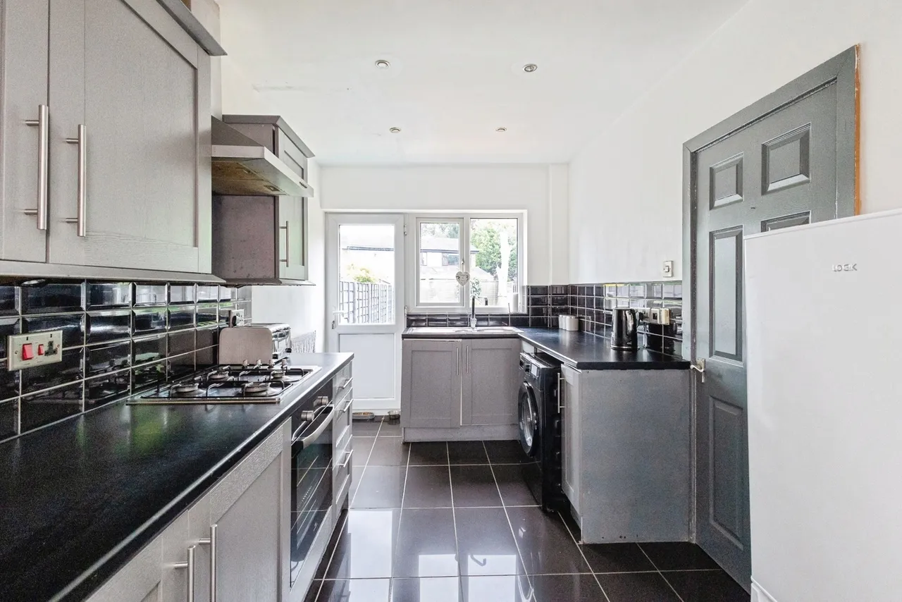 Greenacres Drive, Manchester, Greater Manchester, M19, photo 7