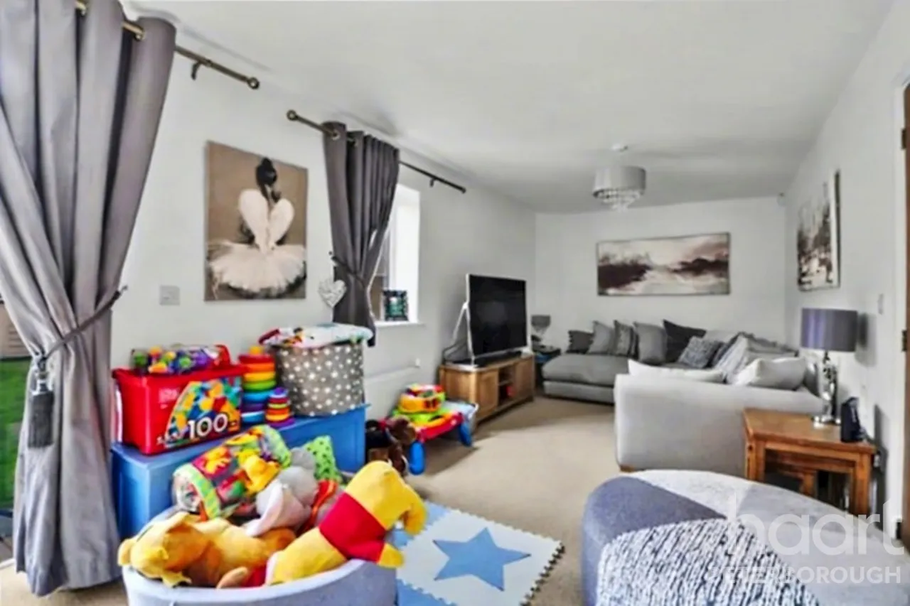 Hawksbill Way, Peterborough, PE2, photo 4