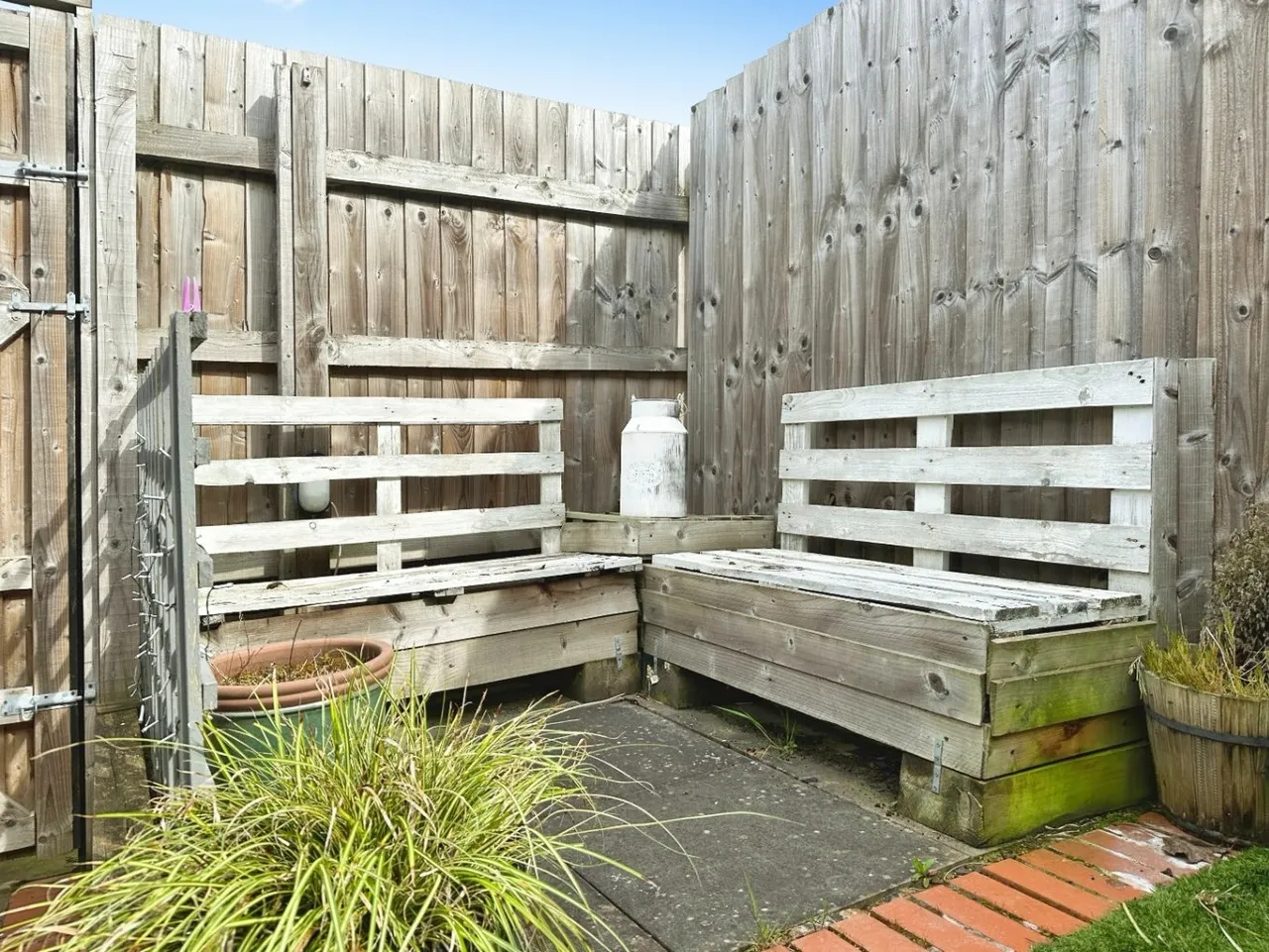 Whitehead Grove, Overdale, Telford TF3 5JB, photo 16