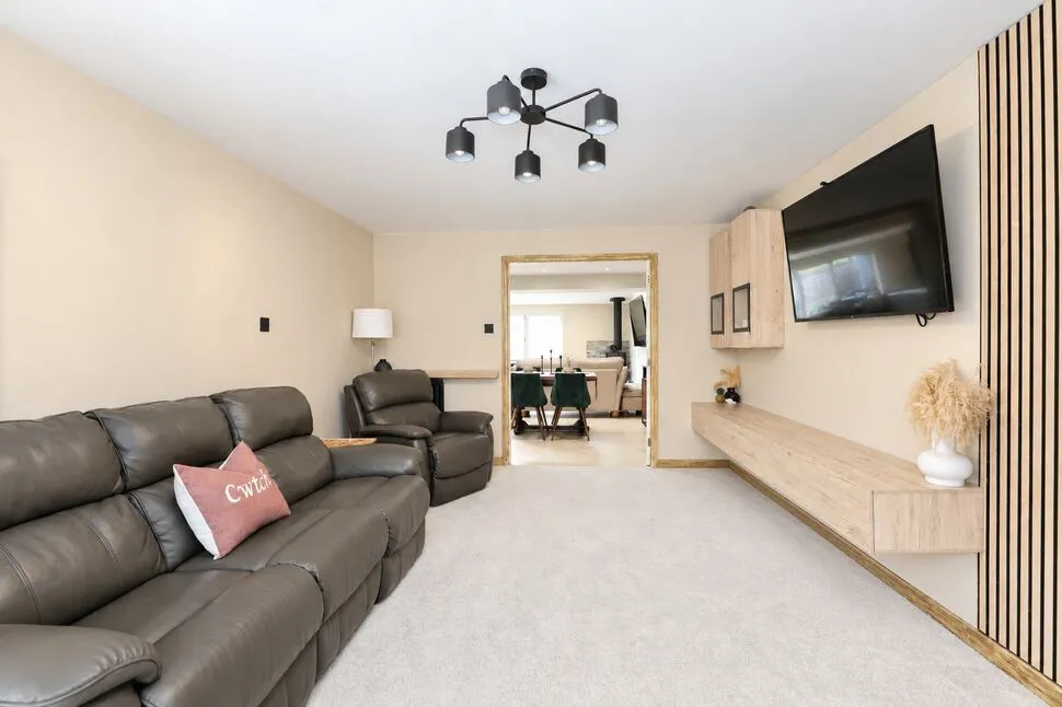 Potters Avenue, Yarnfield, Staffordshire, ST15, photo 12