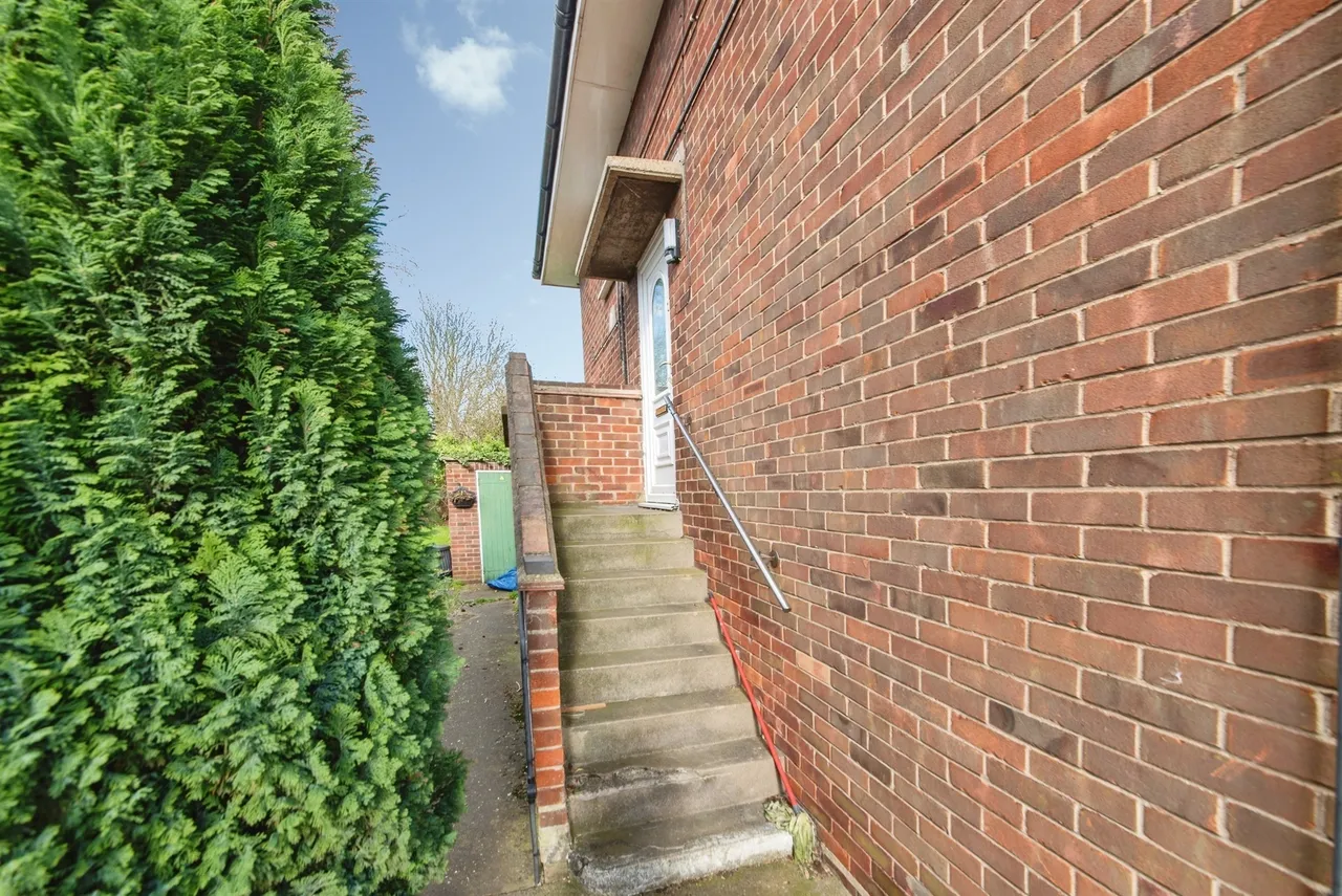 Rowan Avenue, Spalding, PE11, photo 17