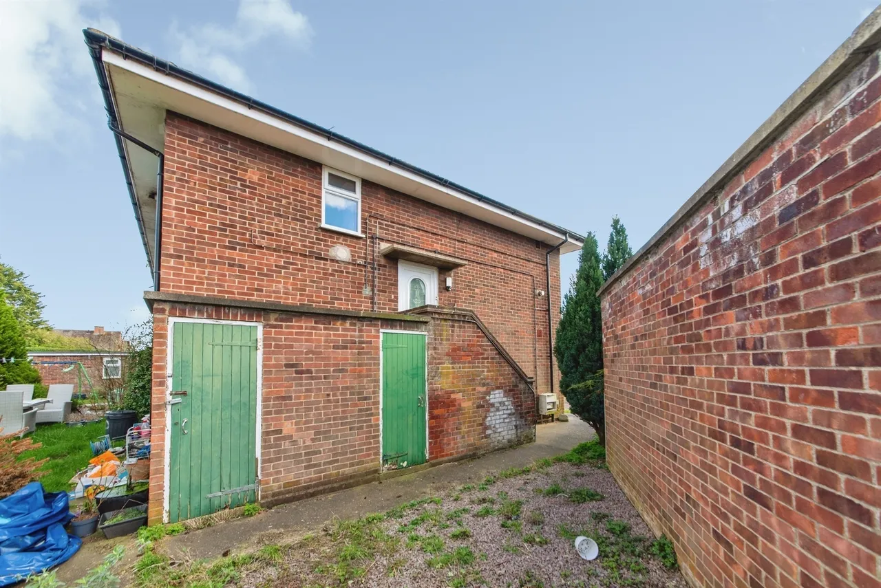 Rowan Avenue, Spalding, PE11, photo 18