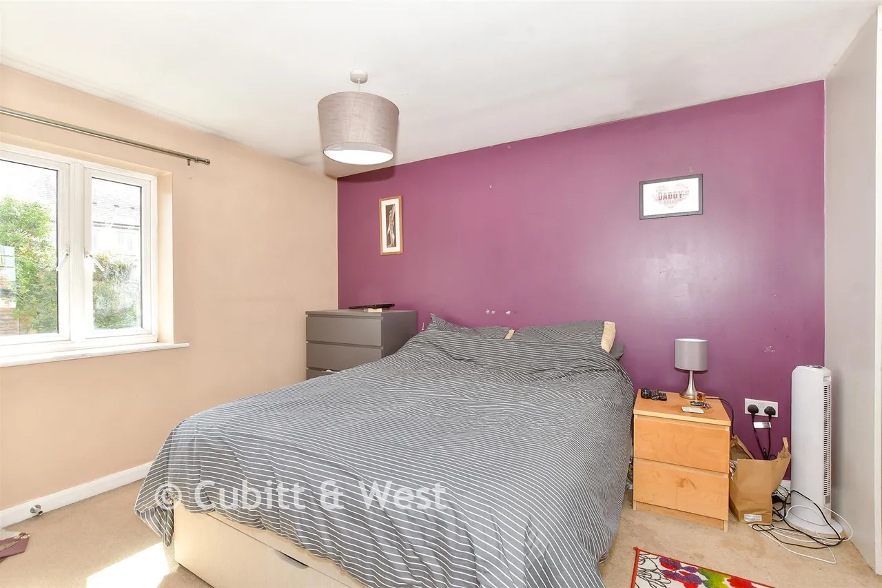 Whiteland Way, Clanfield, PO8, photo 8