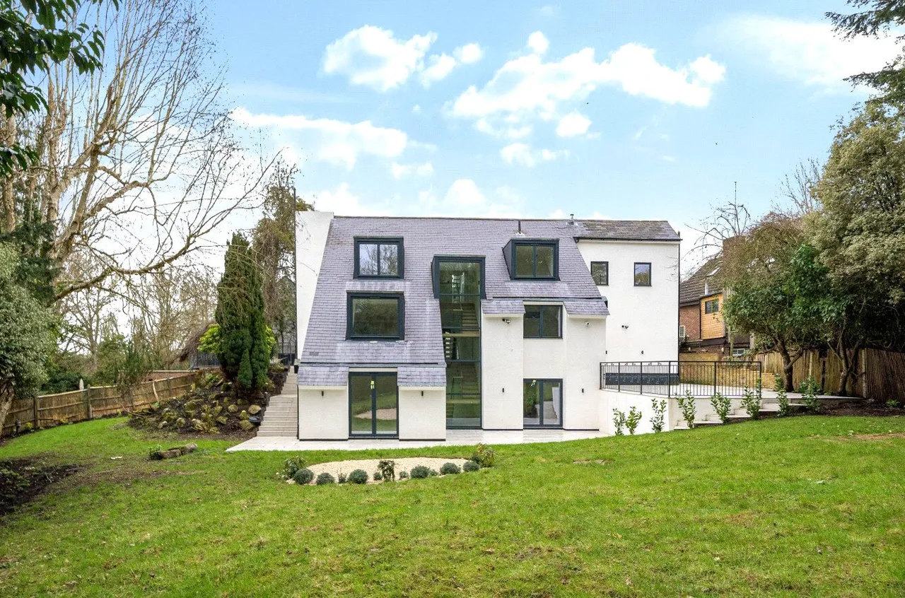 White Orchards, Totteridge, London, N20 8AQ, photo 2