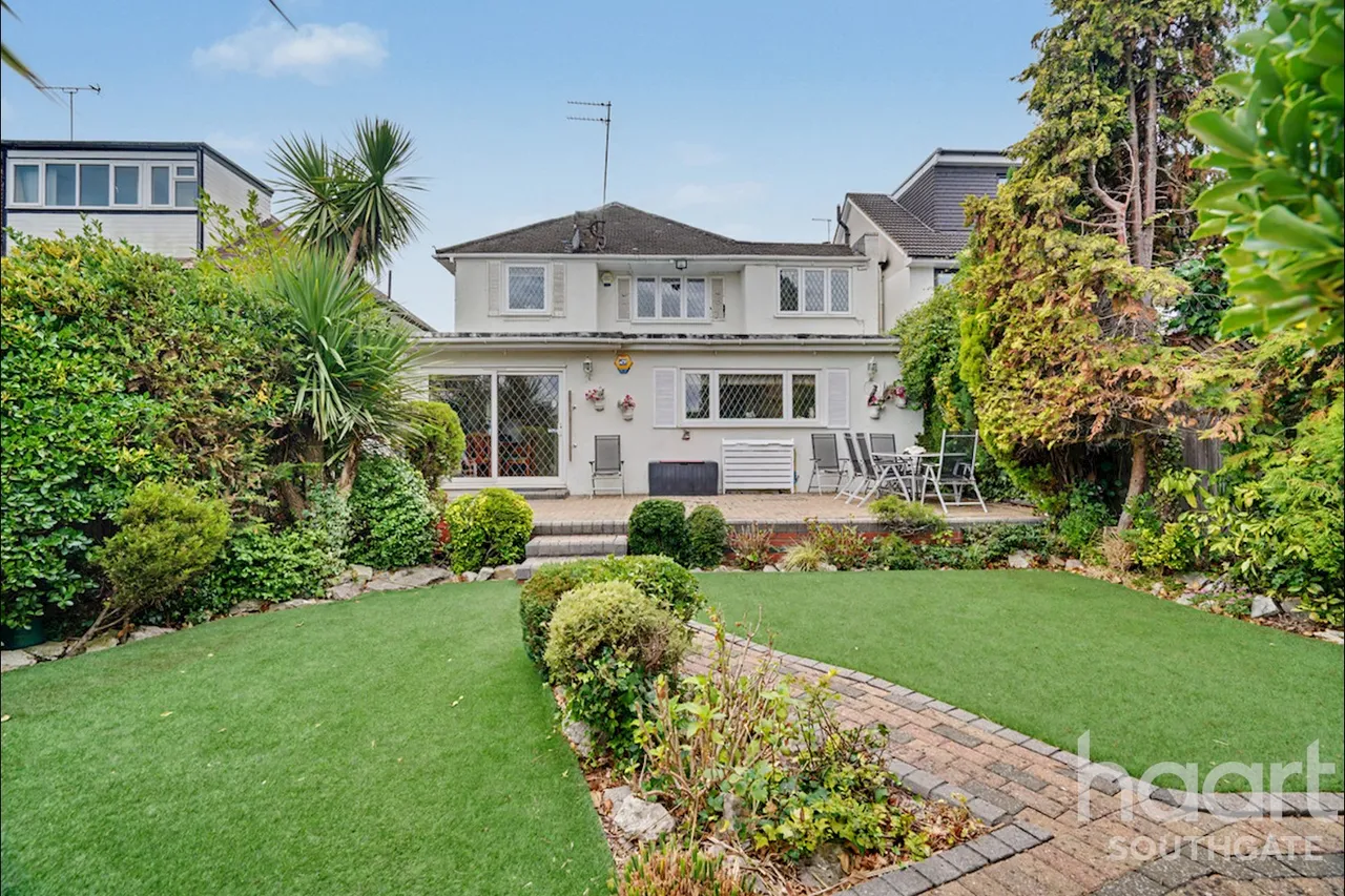 Chase Road, London, N14, photo 5