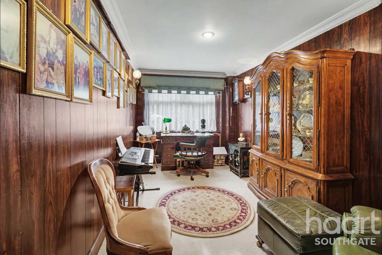 Chase Road, London, N14, photo 4
