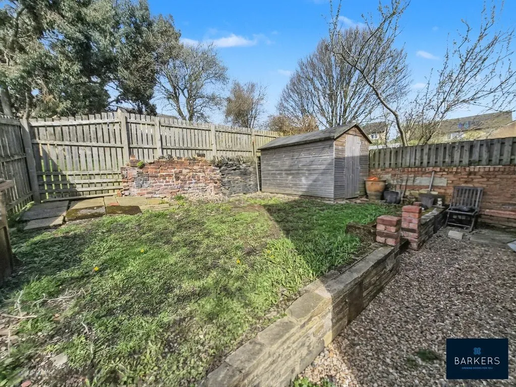 Shetcliffe Lane, Bradford BD4 6DB, photo 5