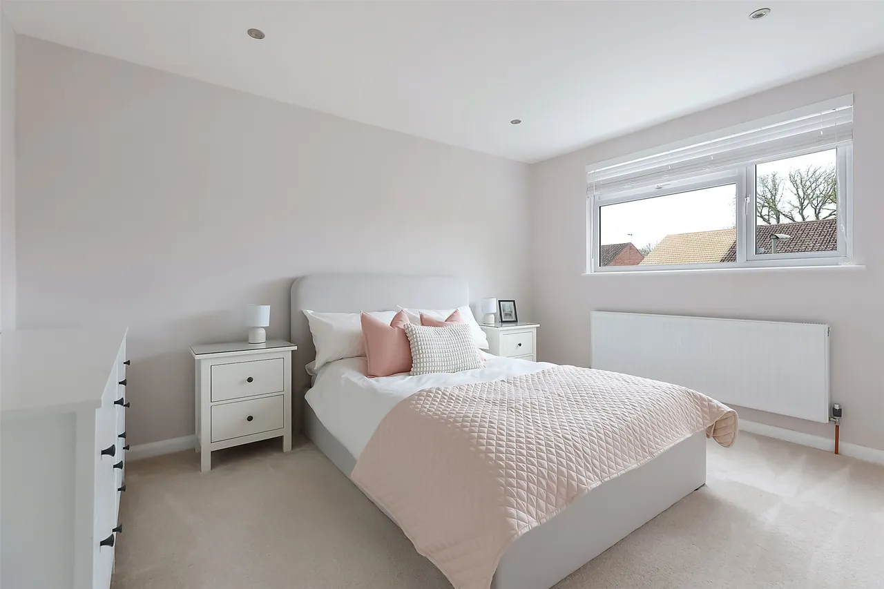 Poynes Road, Horley, RH6, photo 8