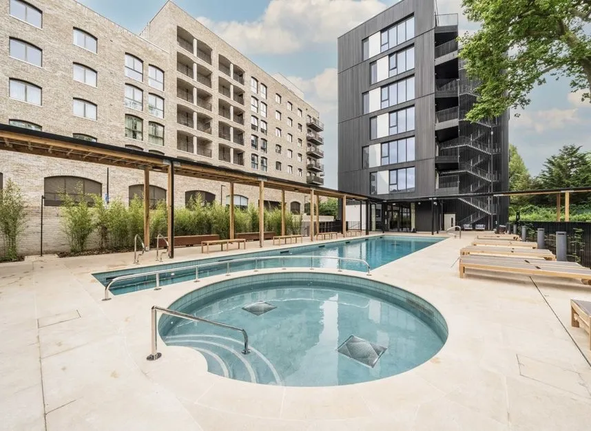 Brent Way, Brentford, TW8, photo 11