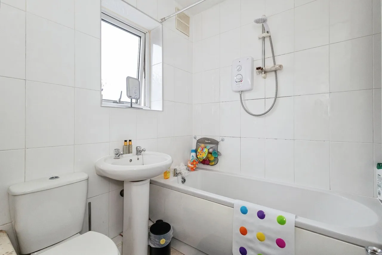 Oakwood Avenue, Audenshaw, M34, photo 16