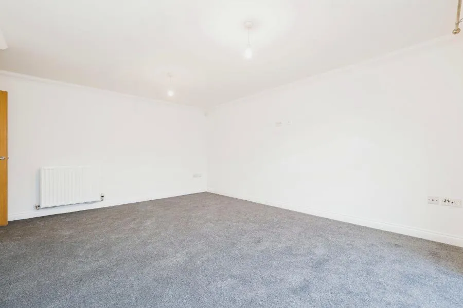 Witham Road, Romford, RM2, photo 6