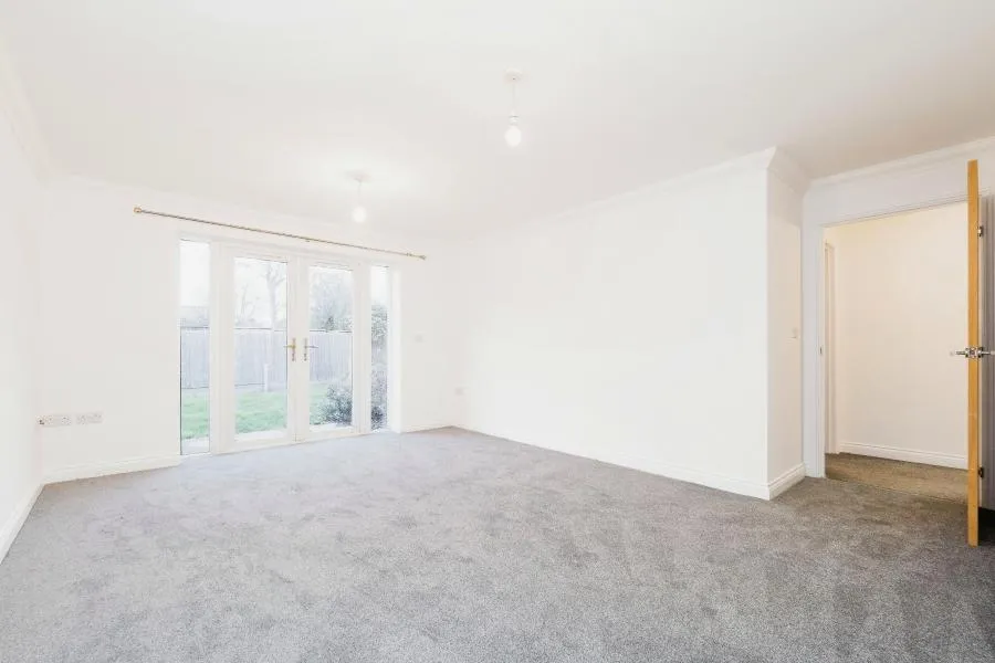 Witham Road, Romford, RM2, photo 2