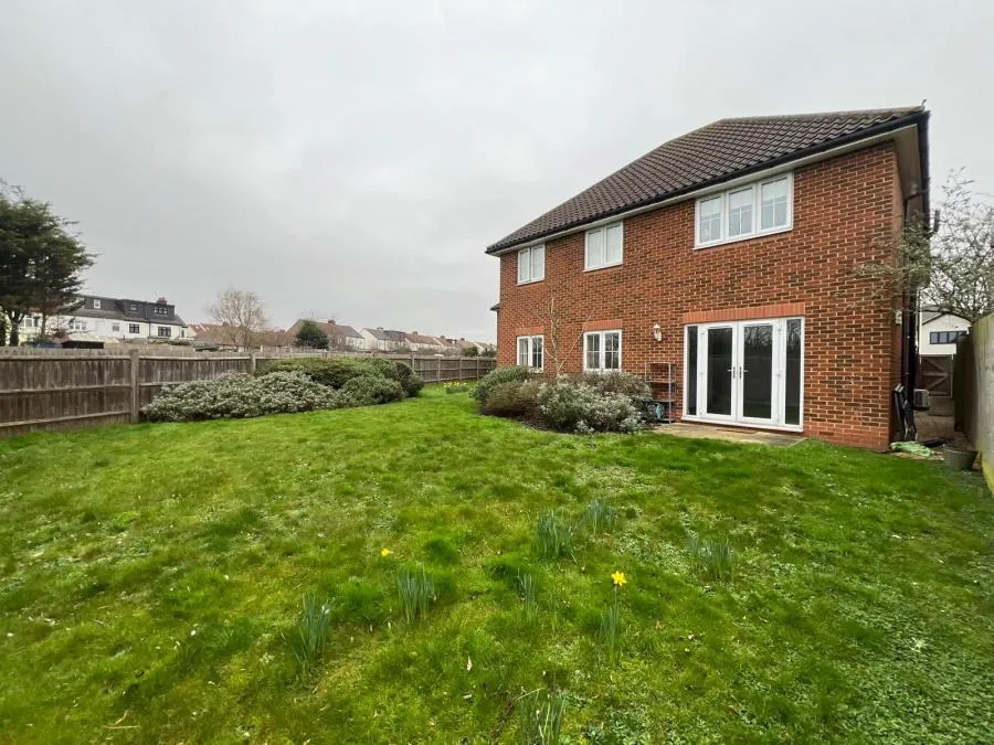 Witham Road, Romford, RM2, photo 9