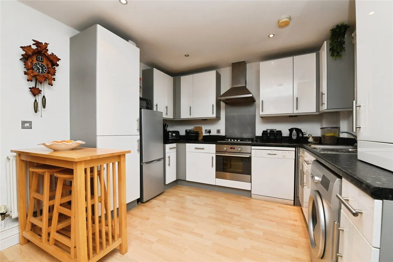 Mortymer Close, Little Canfield, Dunmow, Essex, CM6, photo 3