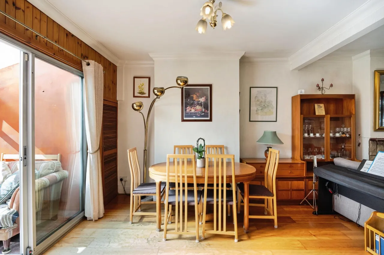 Avondale Road, London, E17, photo 7