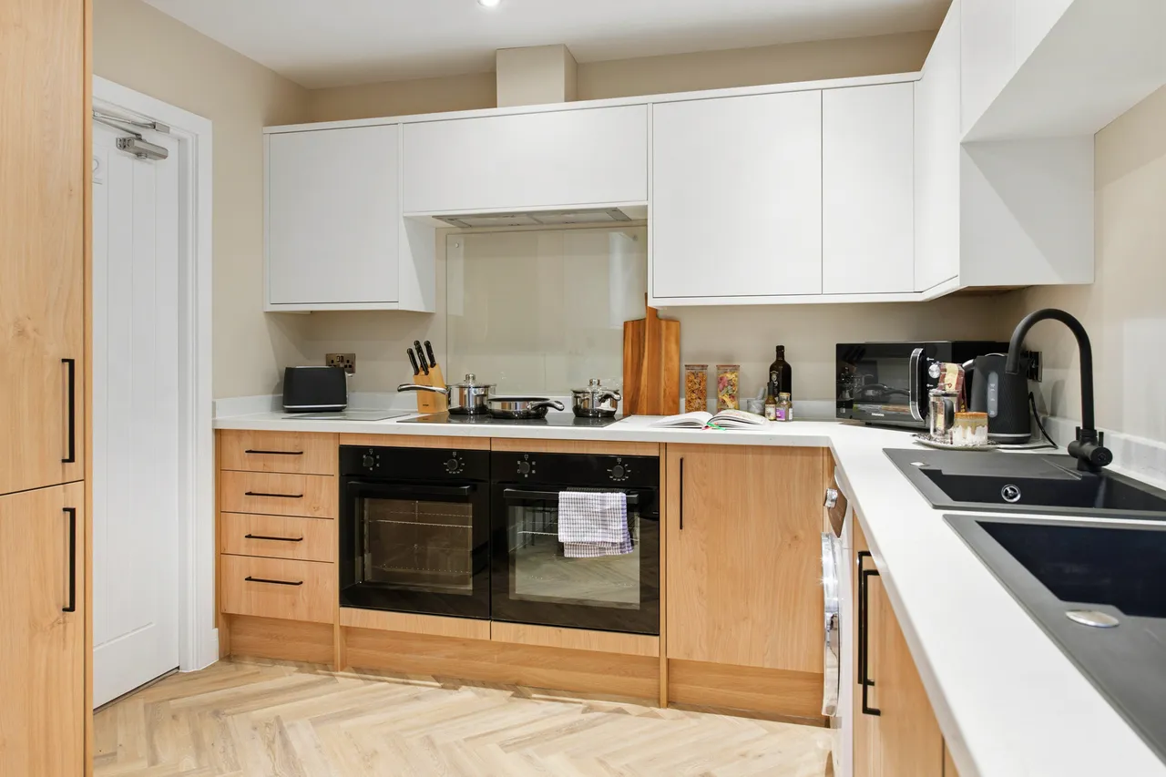 Wellington street, NG10, photo 7
