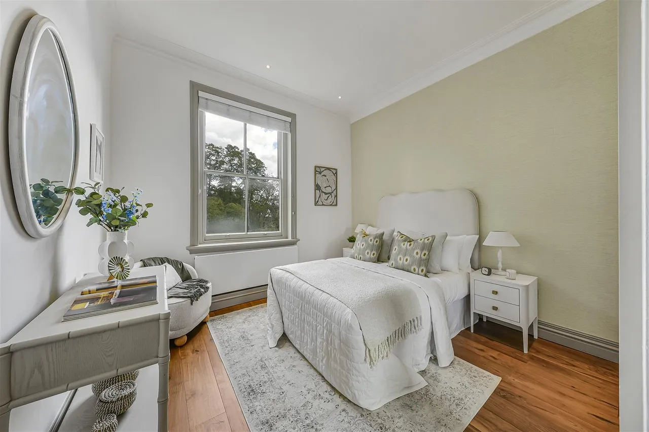 Fitzjohns Avenue, London, NW3, photo 6