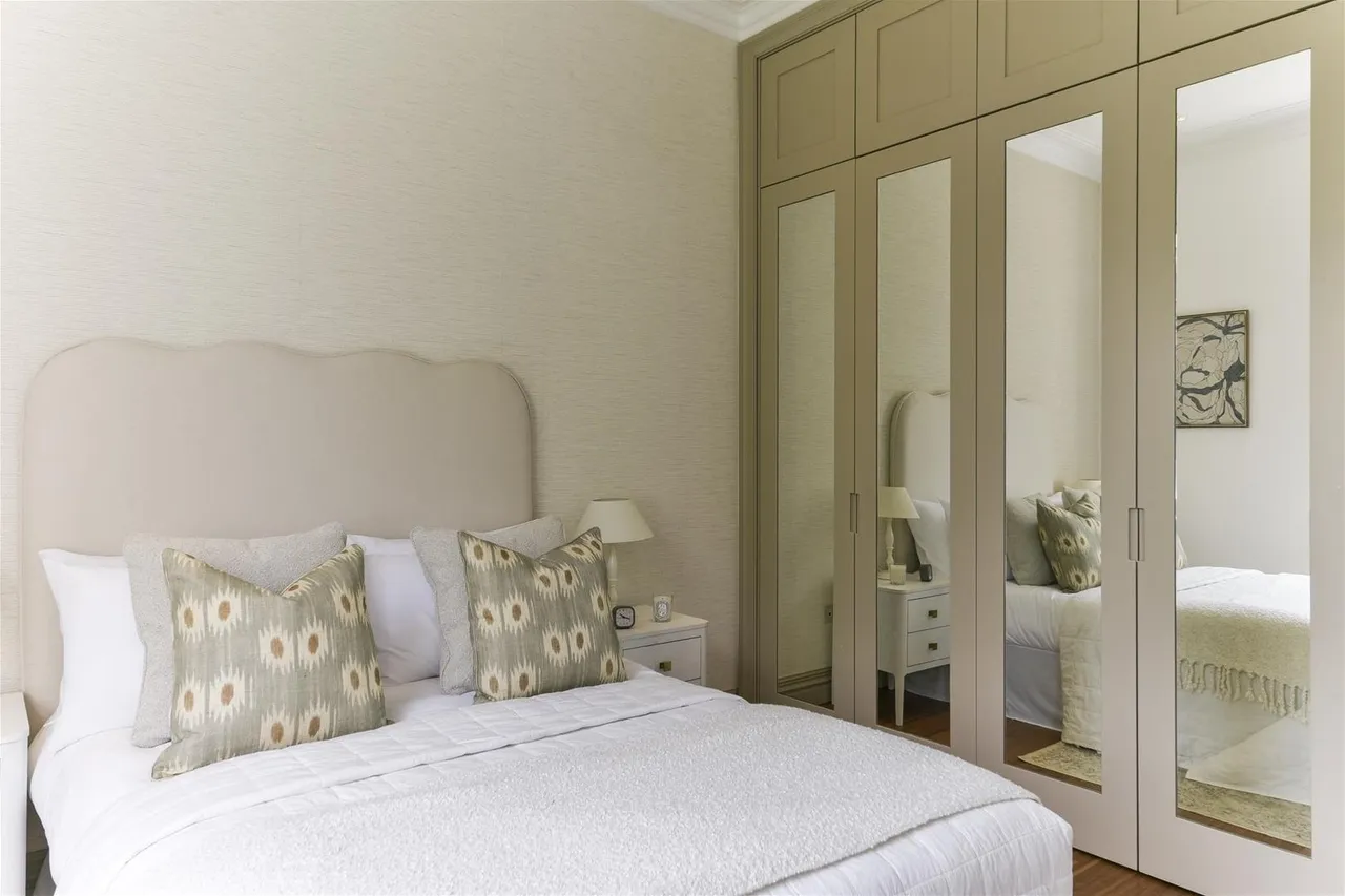 Fitzjohns Avenue, London, NW3, photo 21