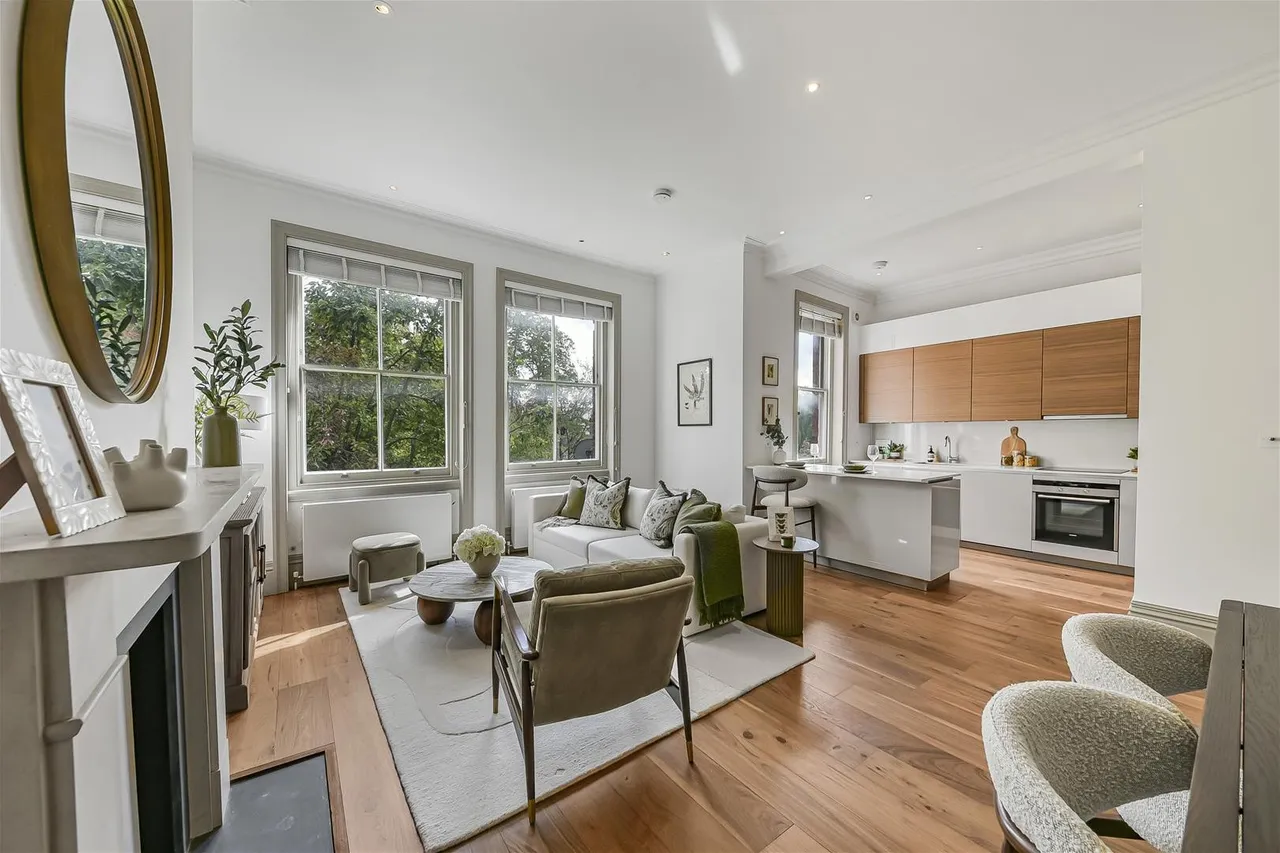 Fitzjohns Avenue, London, NW3, photo 11