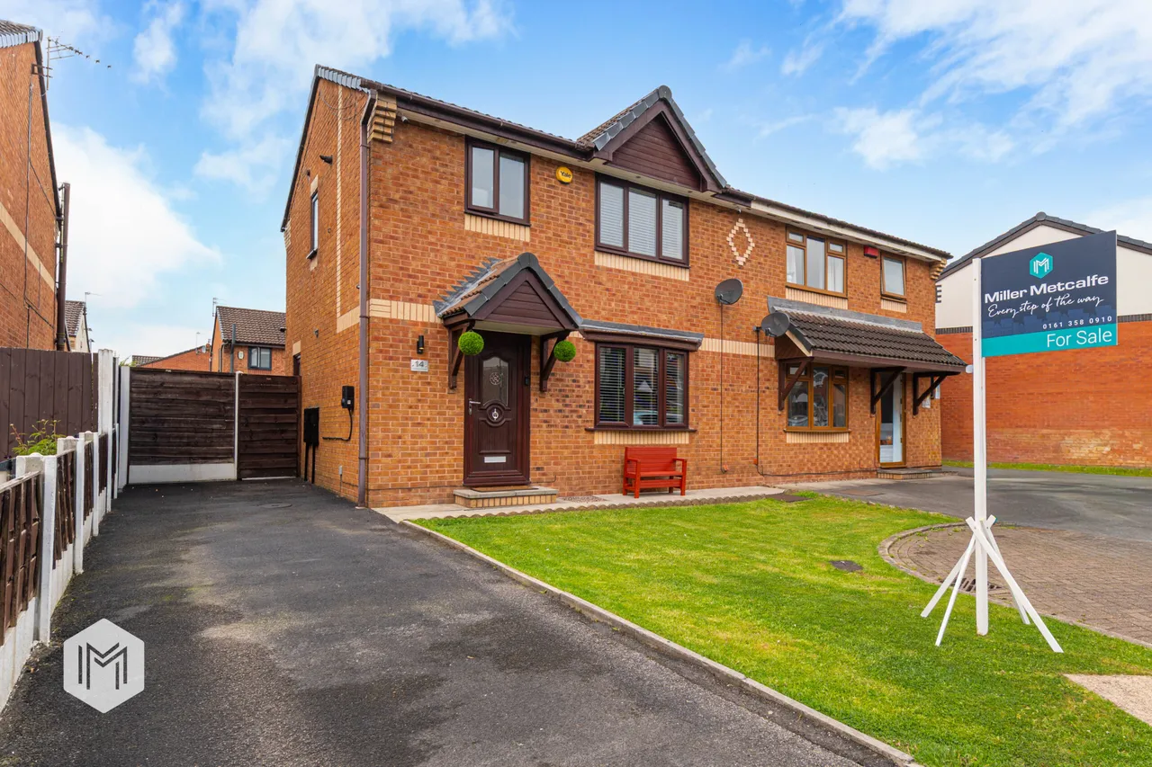 3 bed house for sale — Bankside Avenue, Radcliffe, Manchester, M26 2QH