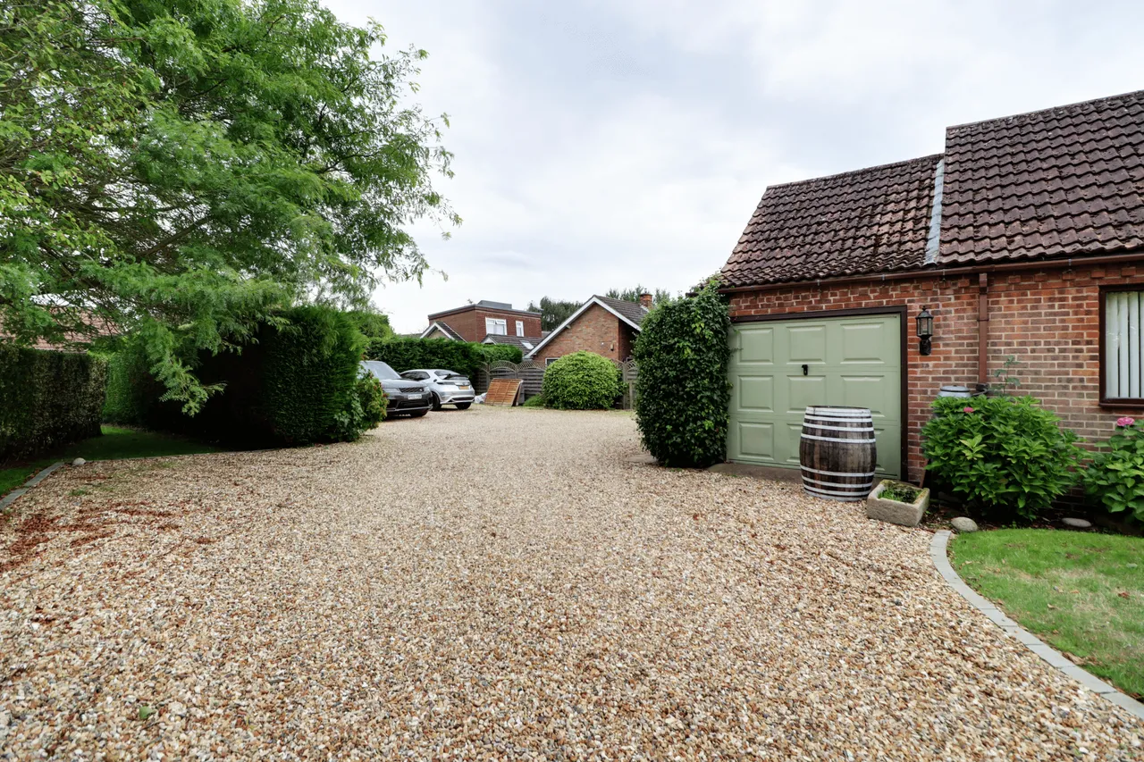Main Street, Torksey, LN1, photo 21