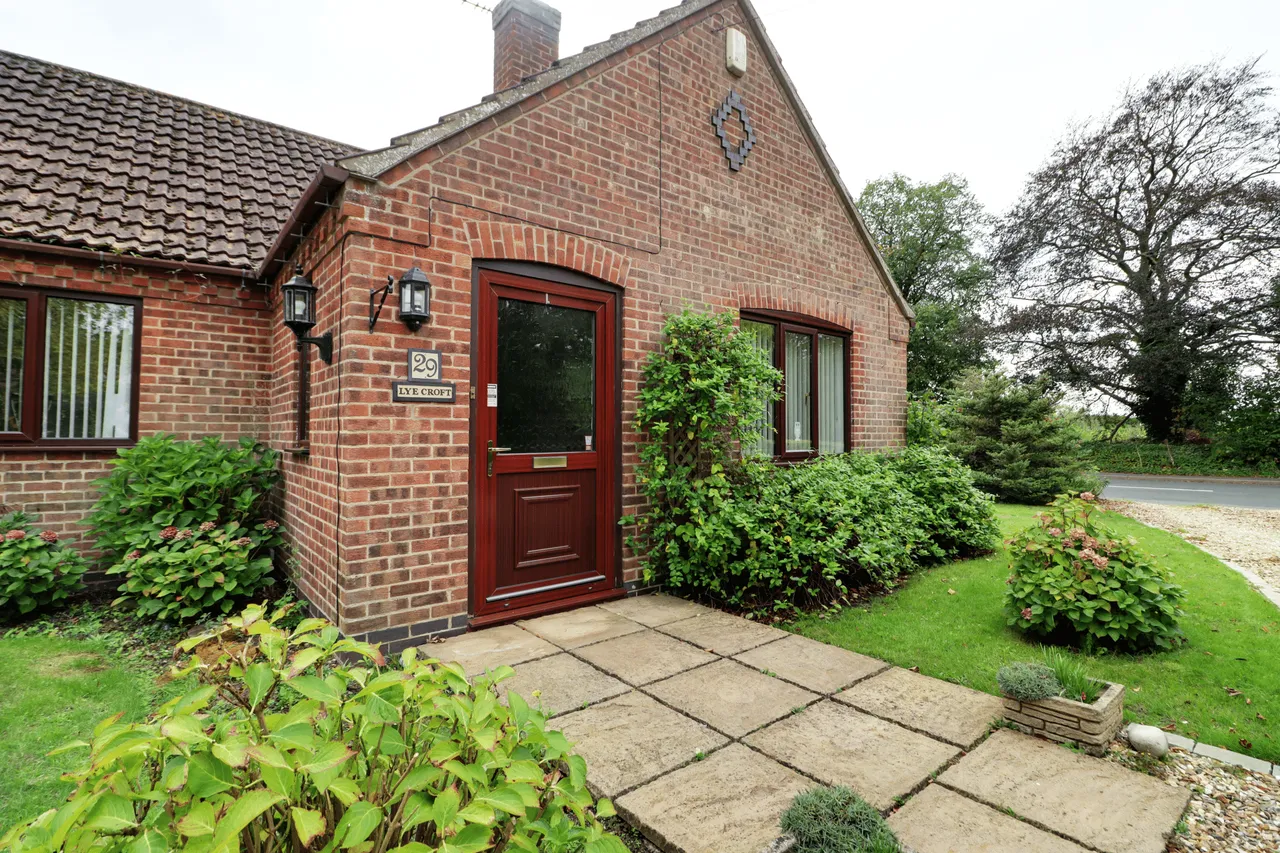 Main Street, Torksey, LN1, photo 19