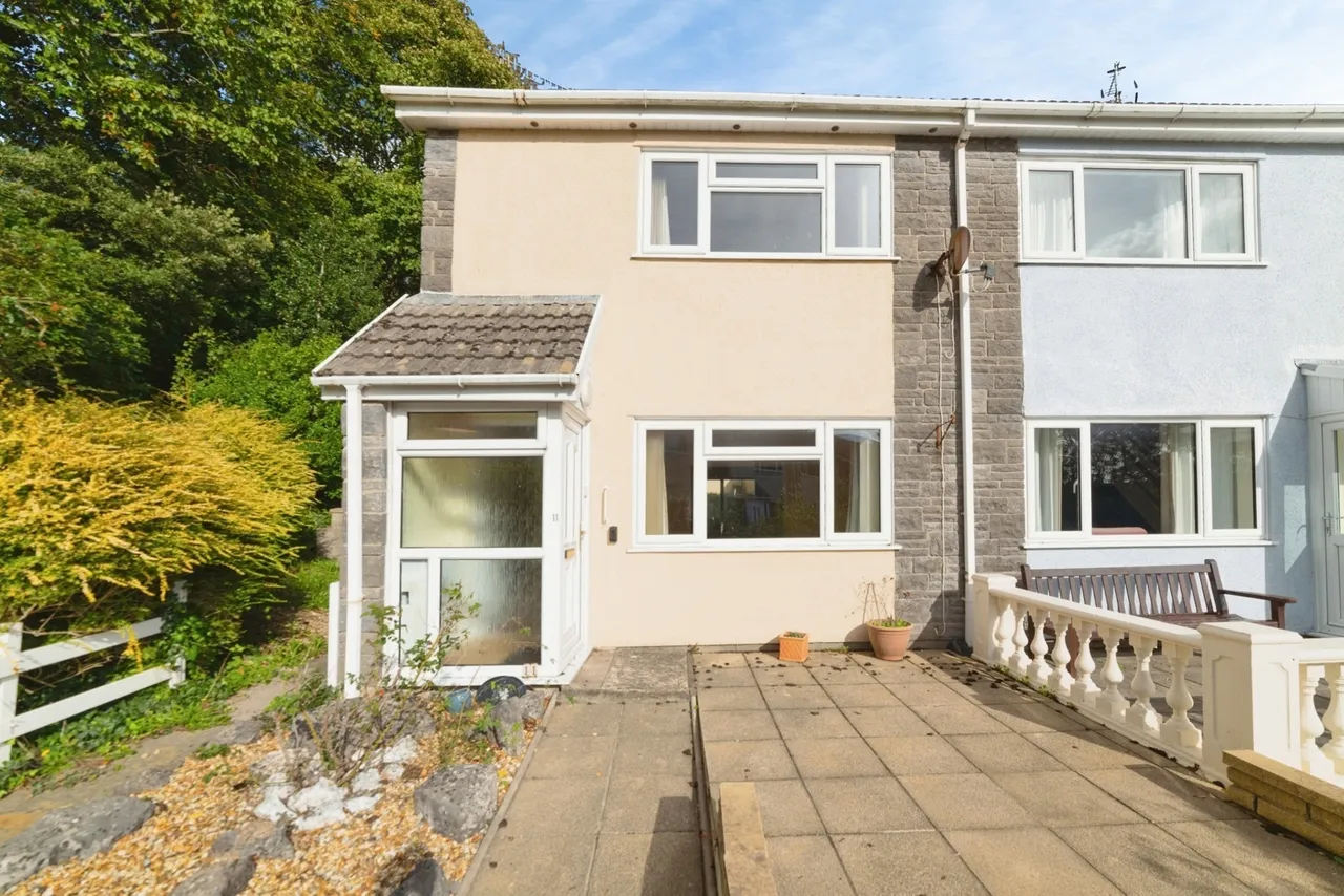 3 bed house for sale, Merlins Gardens, The Norton, SA70
