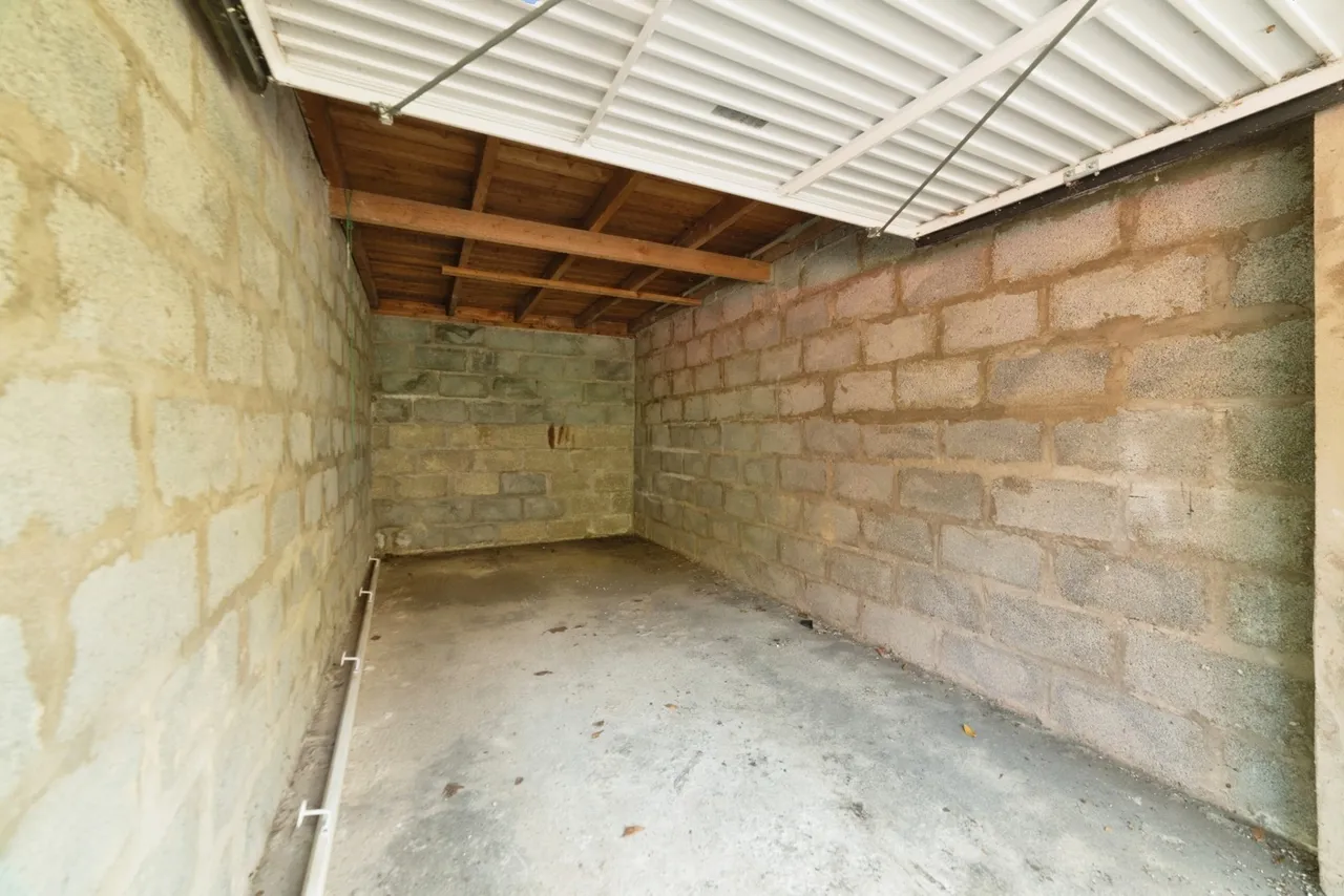 Merlins Gardens, The Norton, SA70, photo 17