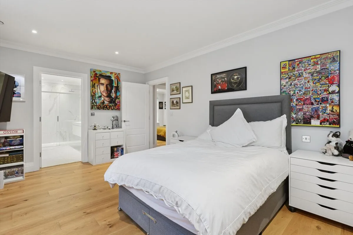 Broadoaks Park Road, West Byfleet, KT14, photo 12