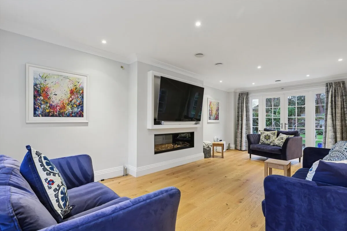 Broadoaks Park Road, West Byfleet, KT14, photo 6