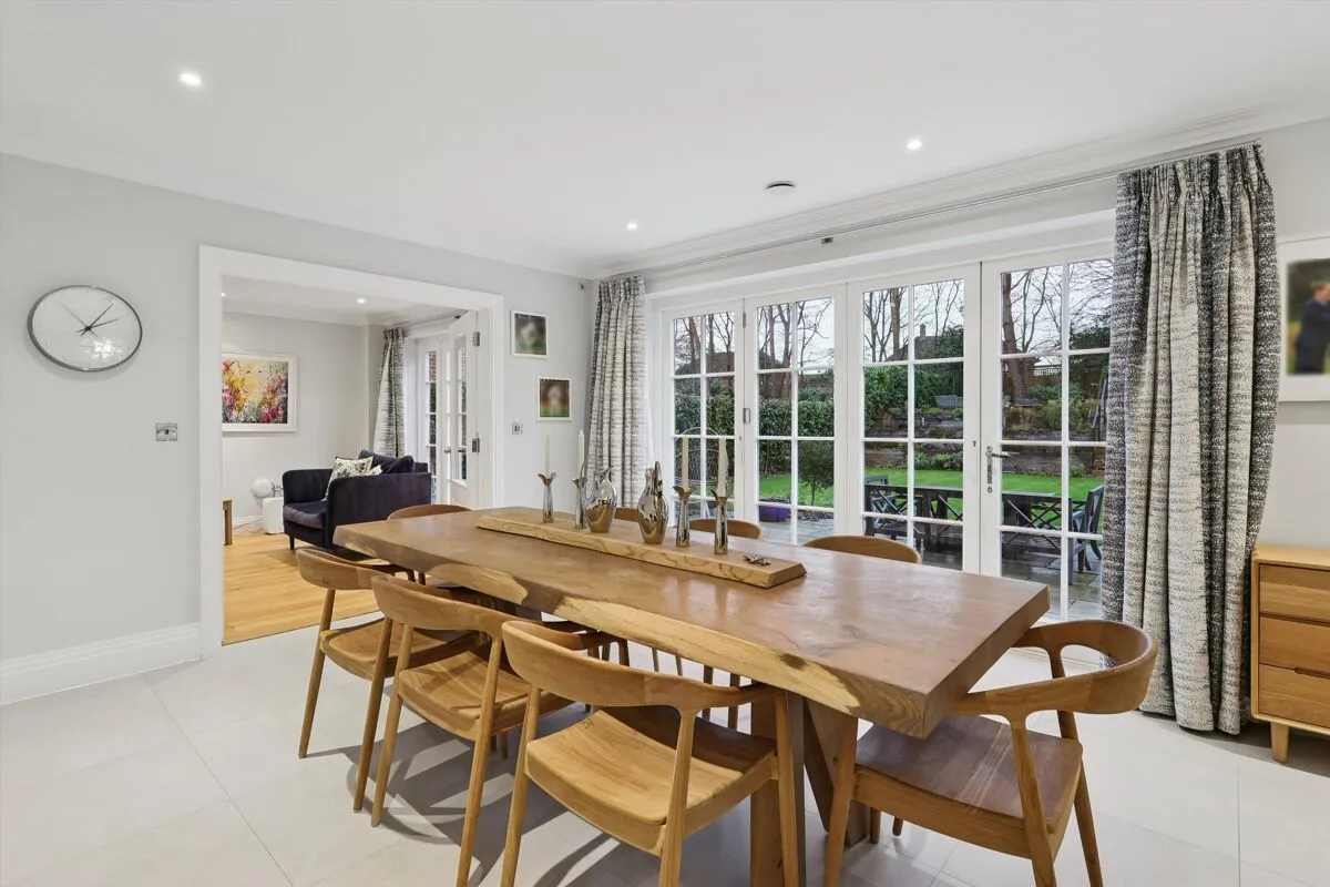 Broadoaks Park Road, West Byfleet, KT14, photo 5