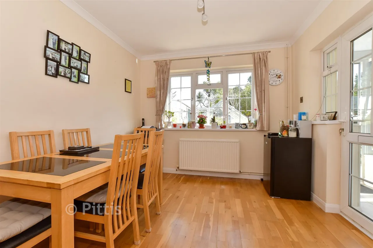 Warlands Lane, Shalfleet, PO30, photo 8