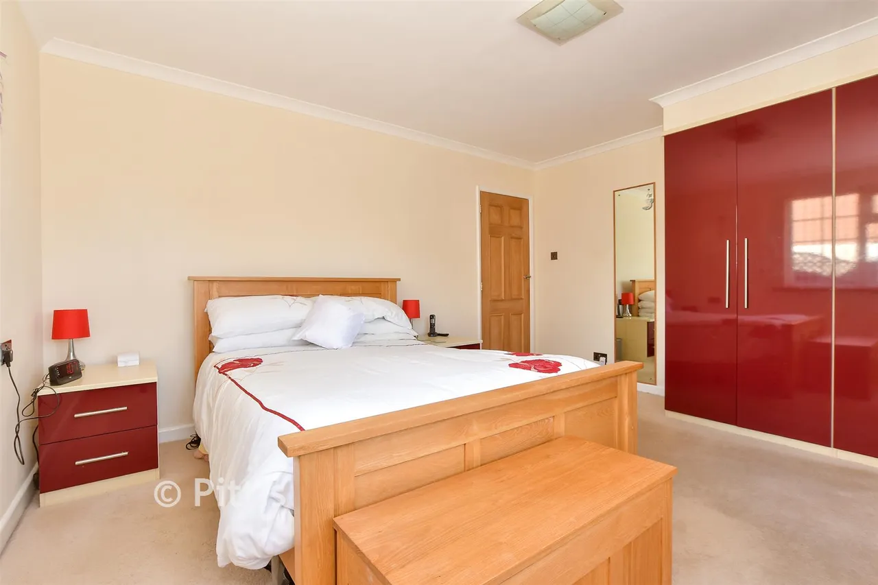 Warlands Lane, Shalfleet, PO30, photo 3