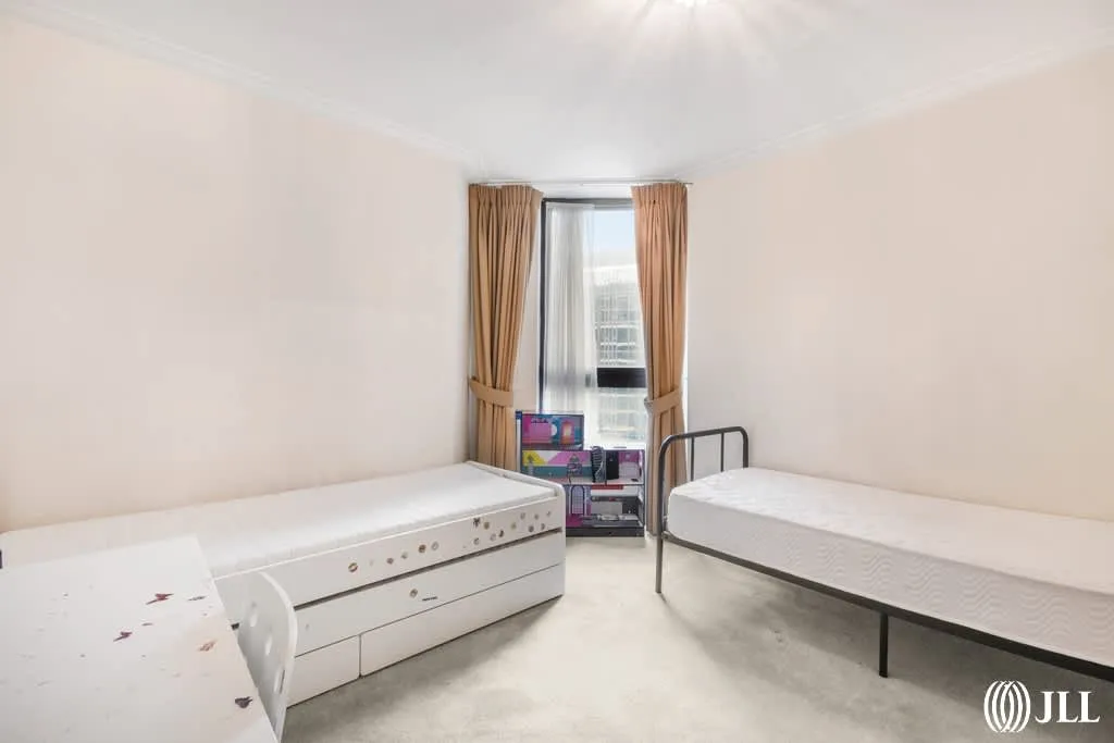 Blythe Road, London, W14, photo 7