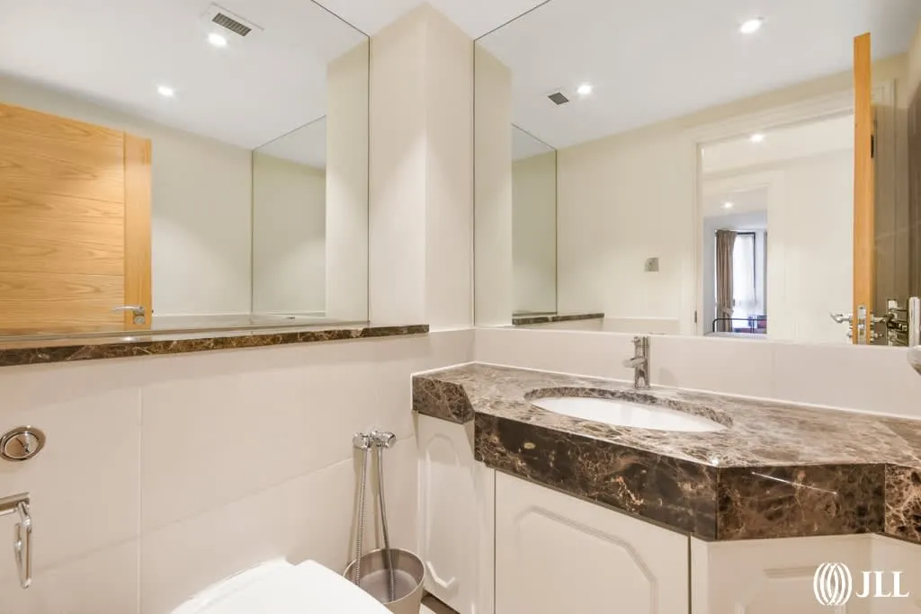 Blythe Road, London, W14, photo 10