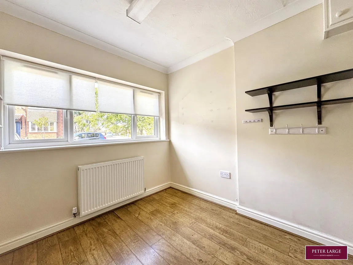 Lon Hafren, Rhyl, Denbighshire, LL18 4FE, photo 8