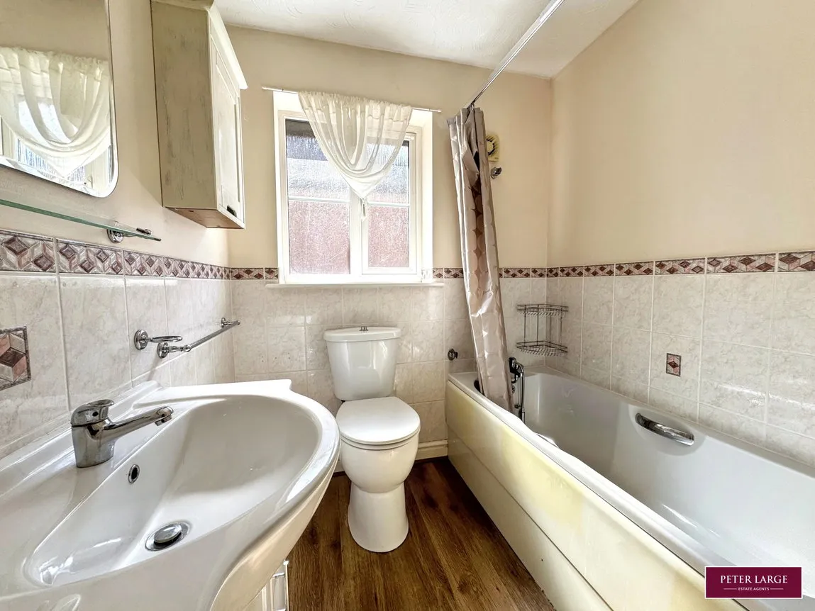 Lon Hafren, Rhyl, Denbighshire, LL18 4FE, photo 14
