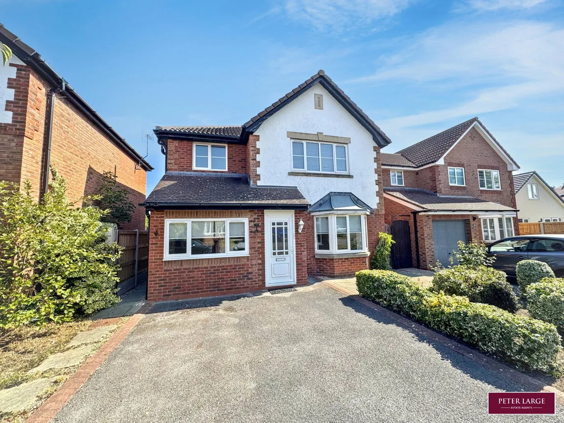 3 bed house for sale — Lon Hafren, Rhyl, Denbighshire, LL18 4FE