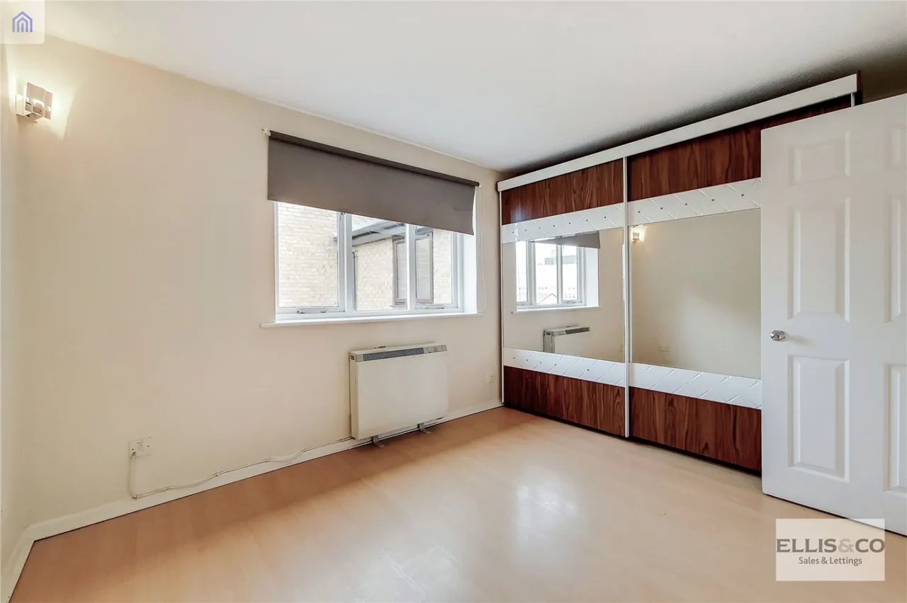 Linwood Crescent, Enfield, EN1, photo 7