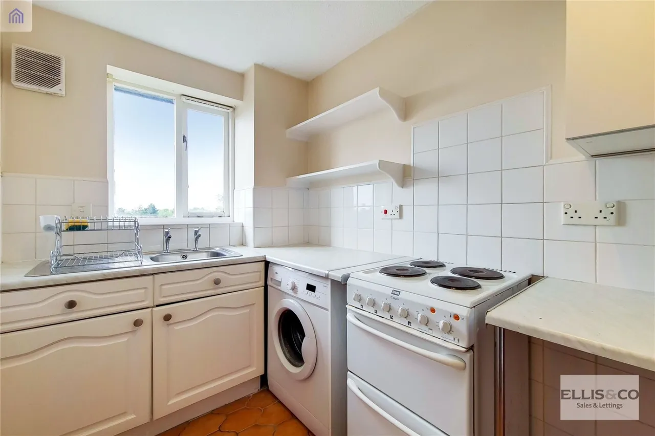 Linwood Crescent, Enfield, EN1, photo 6