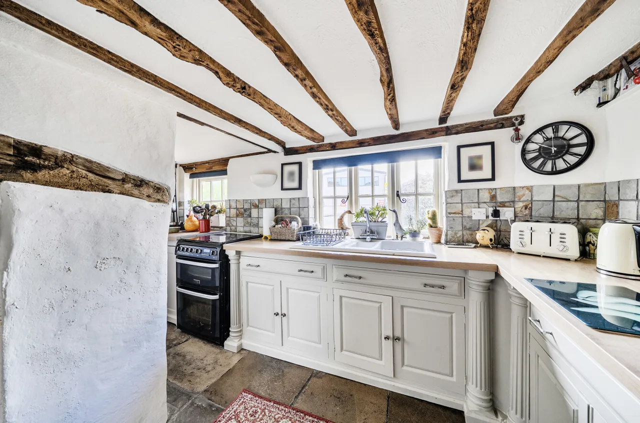 Eastern Road, Aldershot, Hampshire, GU12 4TB, photo 8