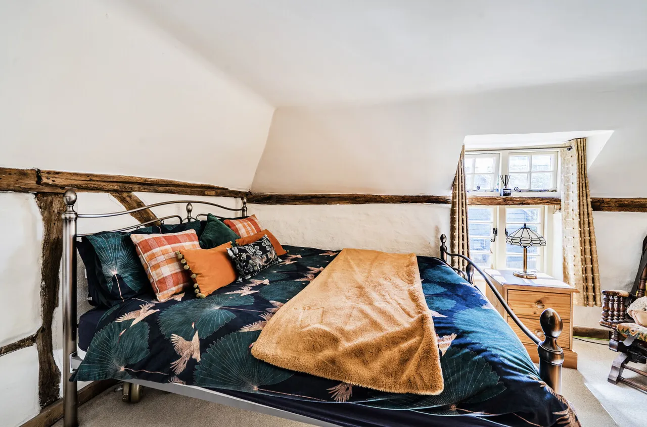 Eastern Road, Aldershot, Hampshire, GU12 4TB, photo 11