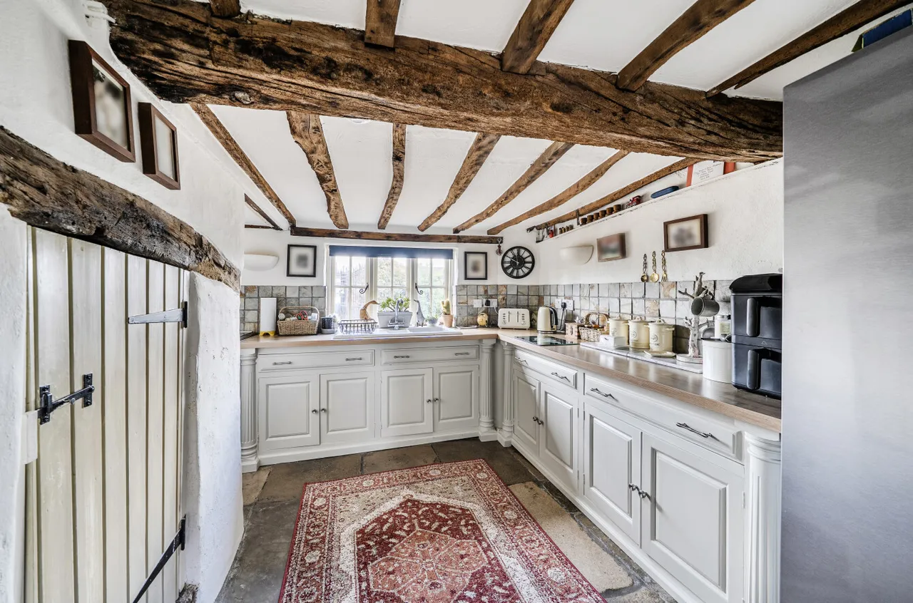 Eastern Road, Aldershot, Hampshire, GU12 4TB, photo 9