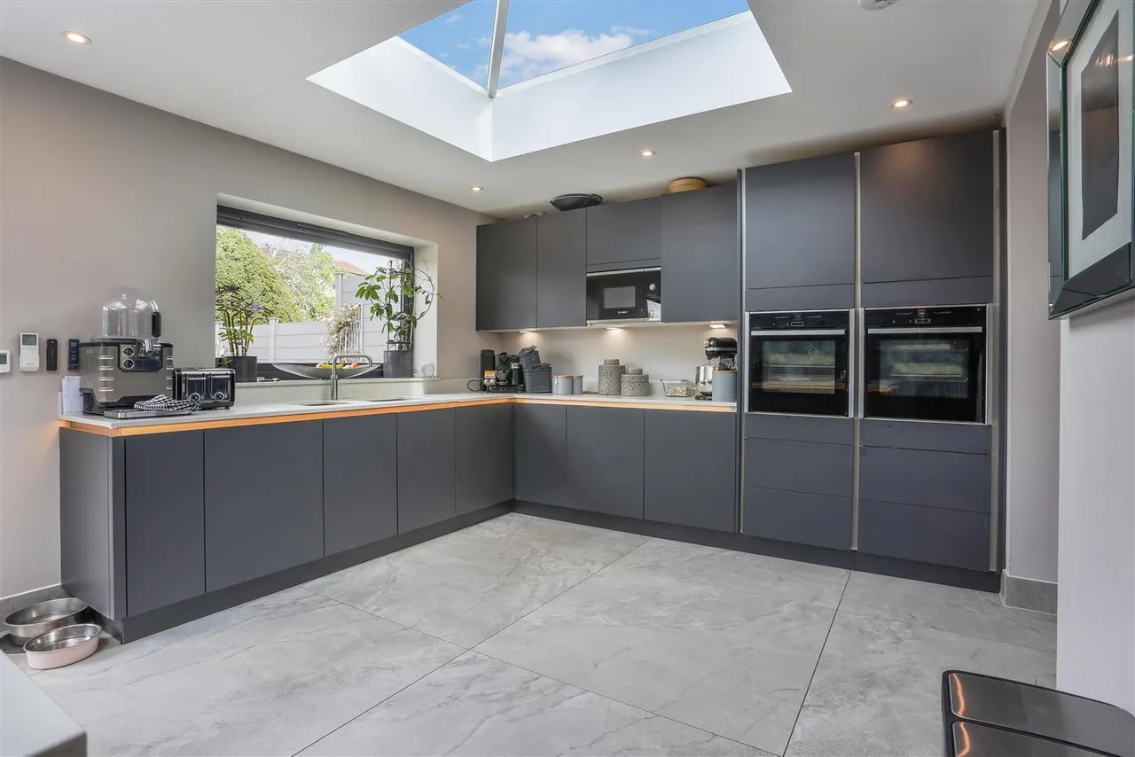 Northey Avenue, Cheam, SM2 7HU, photo 9