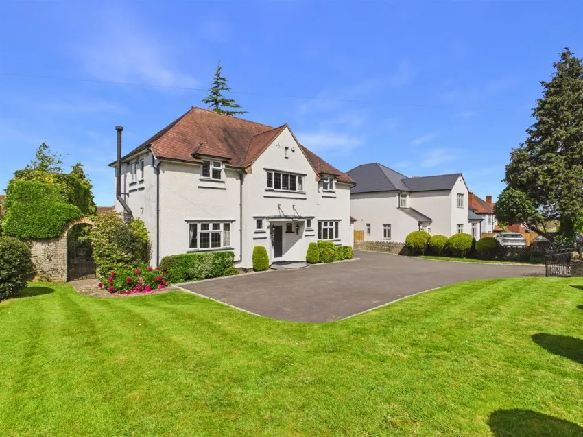 Stroud Road, Tuffley, photo 30