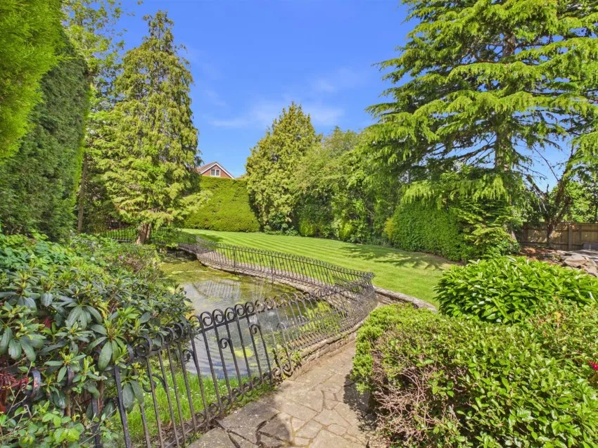 Stroud Road, Tuffley, photo 28