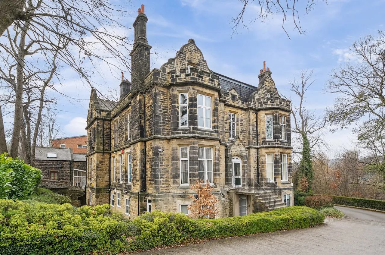 Kirkstall Lane, Kirkstall, LS5, photo 14