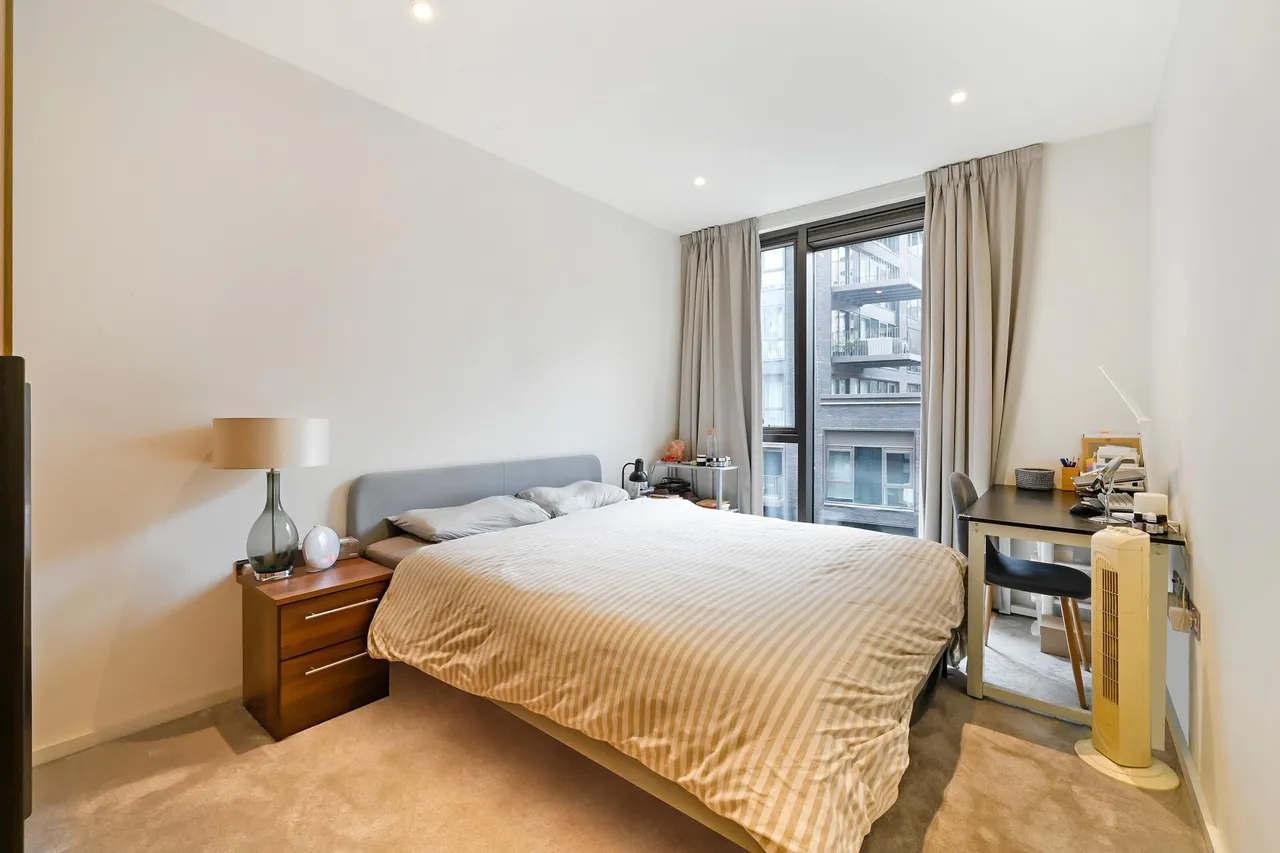 Embassy Gardens, Nine Elms, SW11, photo 9