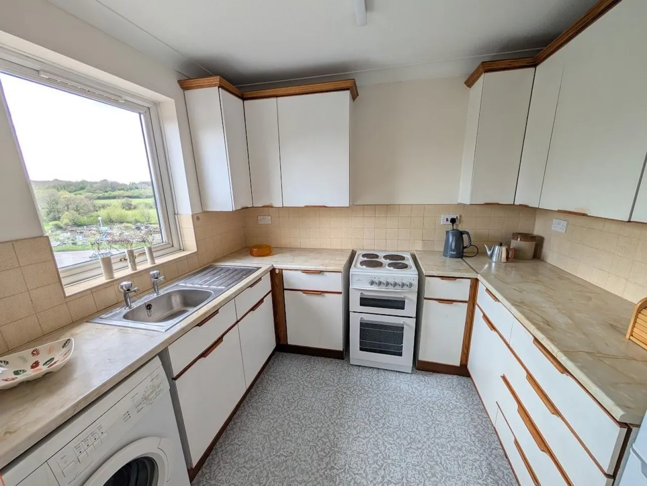 Midland Way, Thornbury, BS35, photo 4